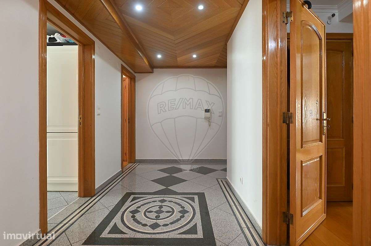 Apartamento T4 para venda-6