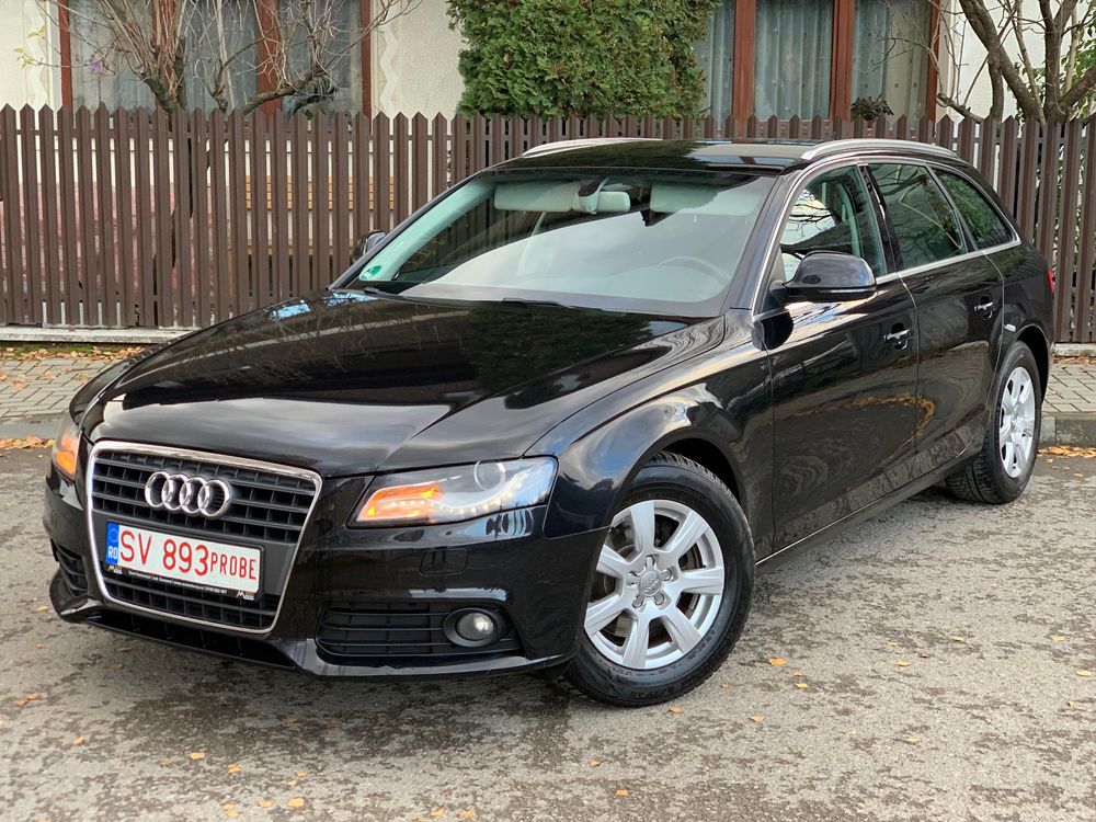 Audi A4 B8 [2007 - 2015] 2.0 TDI DPF multitronic Attraction 2009