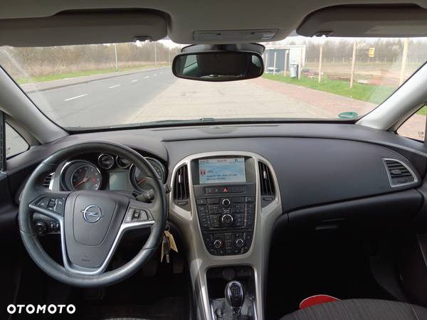 Opel Astra 1.4 Turbo Active - 11