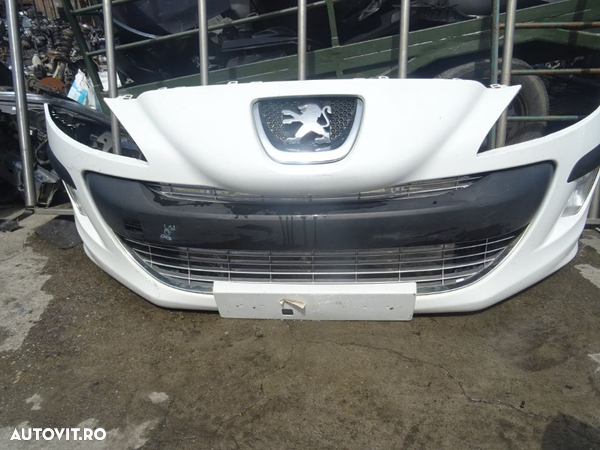 Vand Bara Fata cu Proiectoare Peugeot 308 din 2010 volan pe stanga - 2