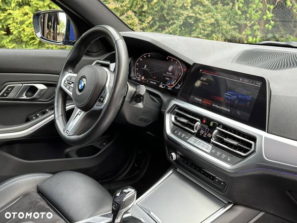 BMW Seria 3 320d M Sport - 13