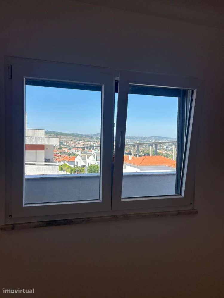 T3 +1 Duplex NOVO no Empreendimento Varandas do Pinheiro-33