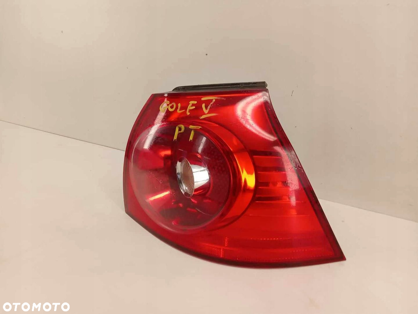 LAMPA PRAWA TYLNA VW GOLF V 05-10 - 4