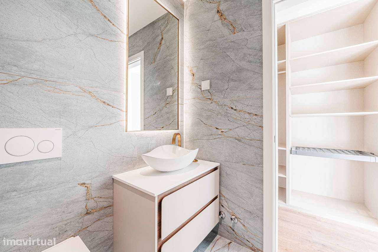 Elegante moradia T4 de arquitetura contemporânea em Albarraque-42