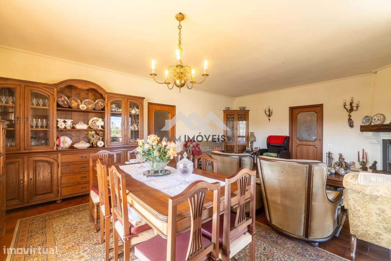 Moradia T5 | Serzedo - Vila Nova de Gaia | 4 Frentes | 2 Pisos | Jardi - Grande imagem: 4/60