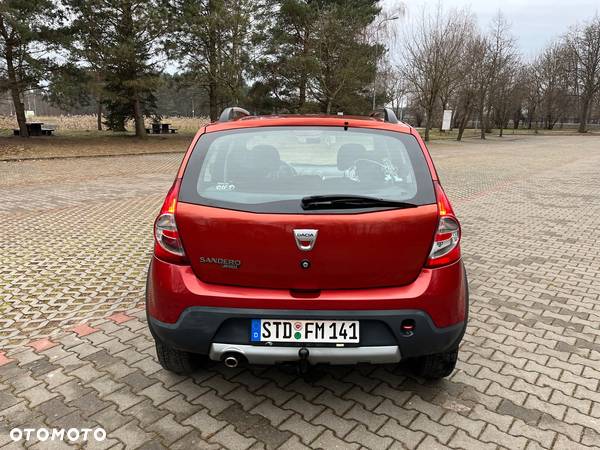 Dacia Sandero Stepway 1.6 - 8