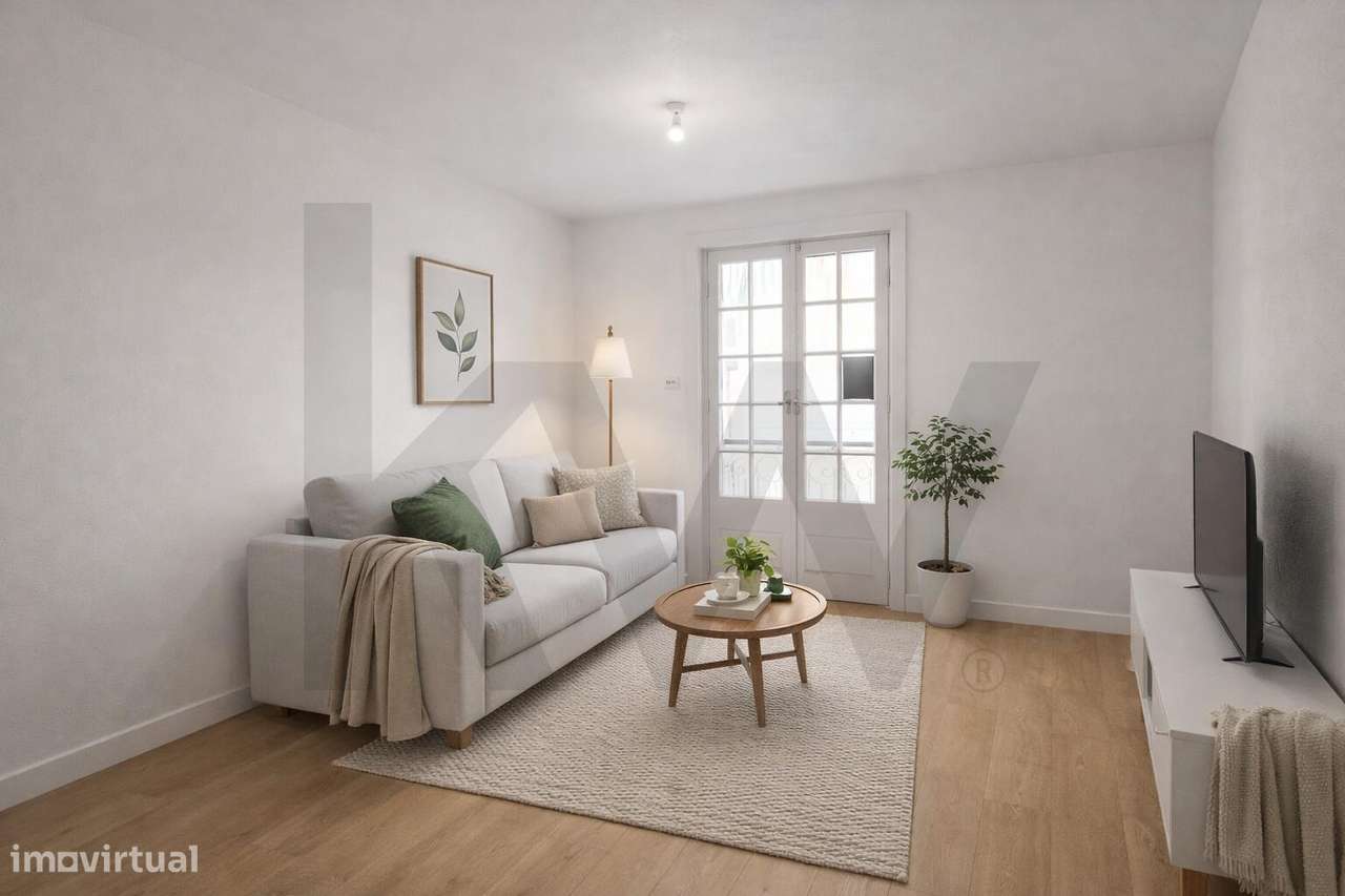 Oportunidade | T1 para obras em prédio com áreas comuns reabilitadas | - Grande imagem: 5/10