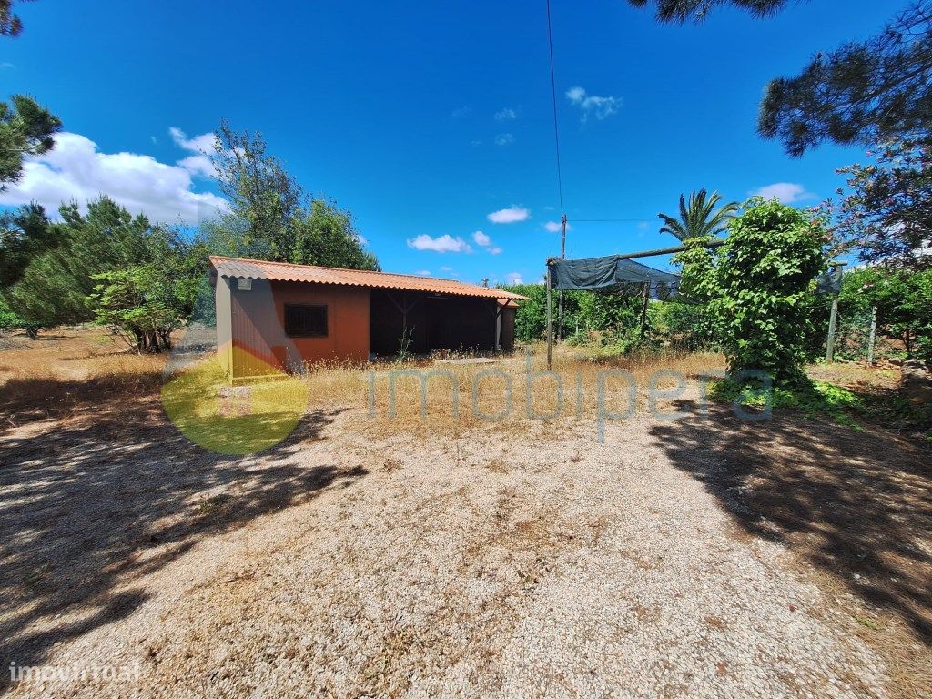 Terreno rústico com 11200m2, situado ...