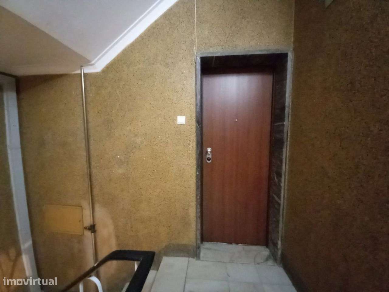 Apartamento T4 no Laranjeiro-8