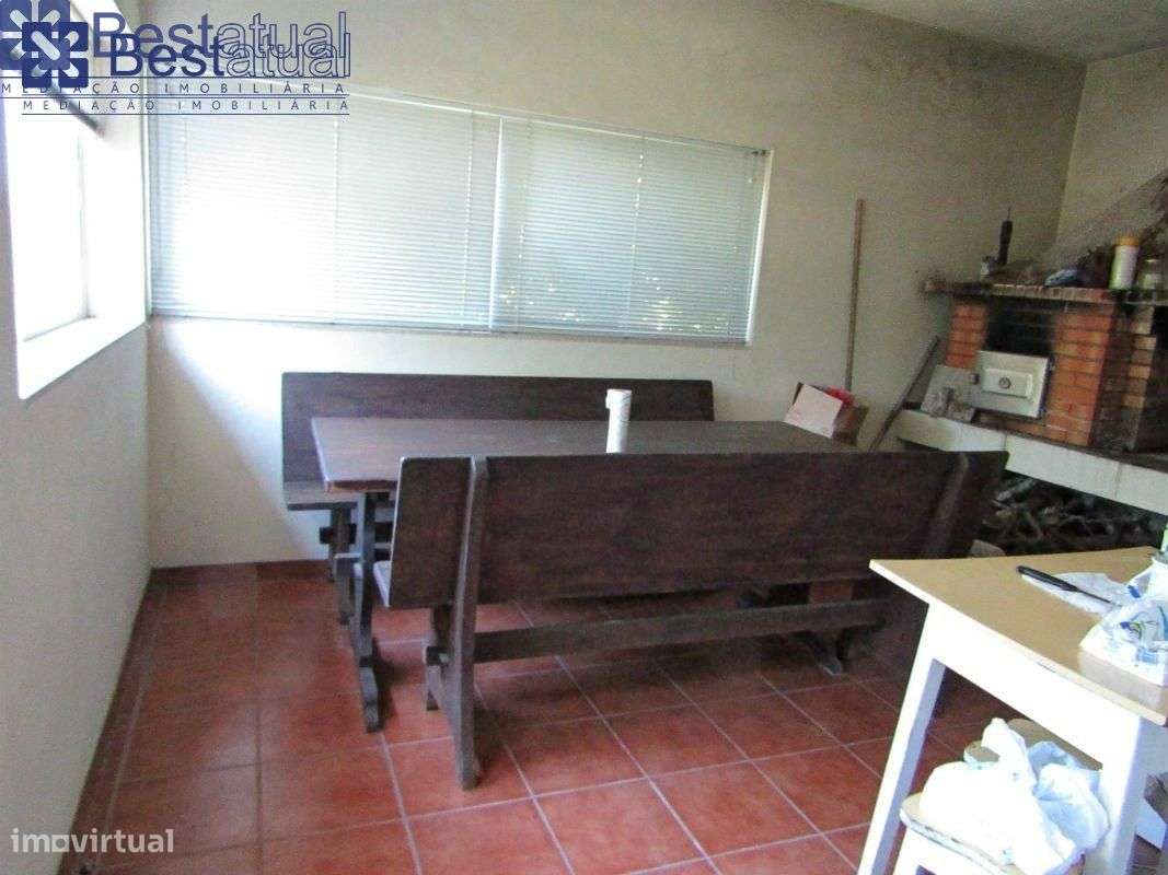 Terreno 4000 m2-c/1500 m2 de área p/construção Moradias-A 3 Min. do-8