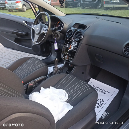 Opel Corsa 1.4 120 Jahre - 15
