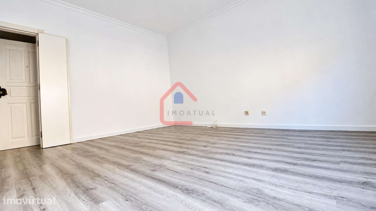 Apartamento T3 em Quinta do Conde-20