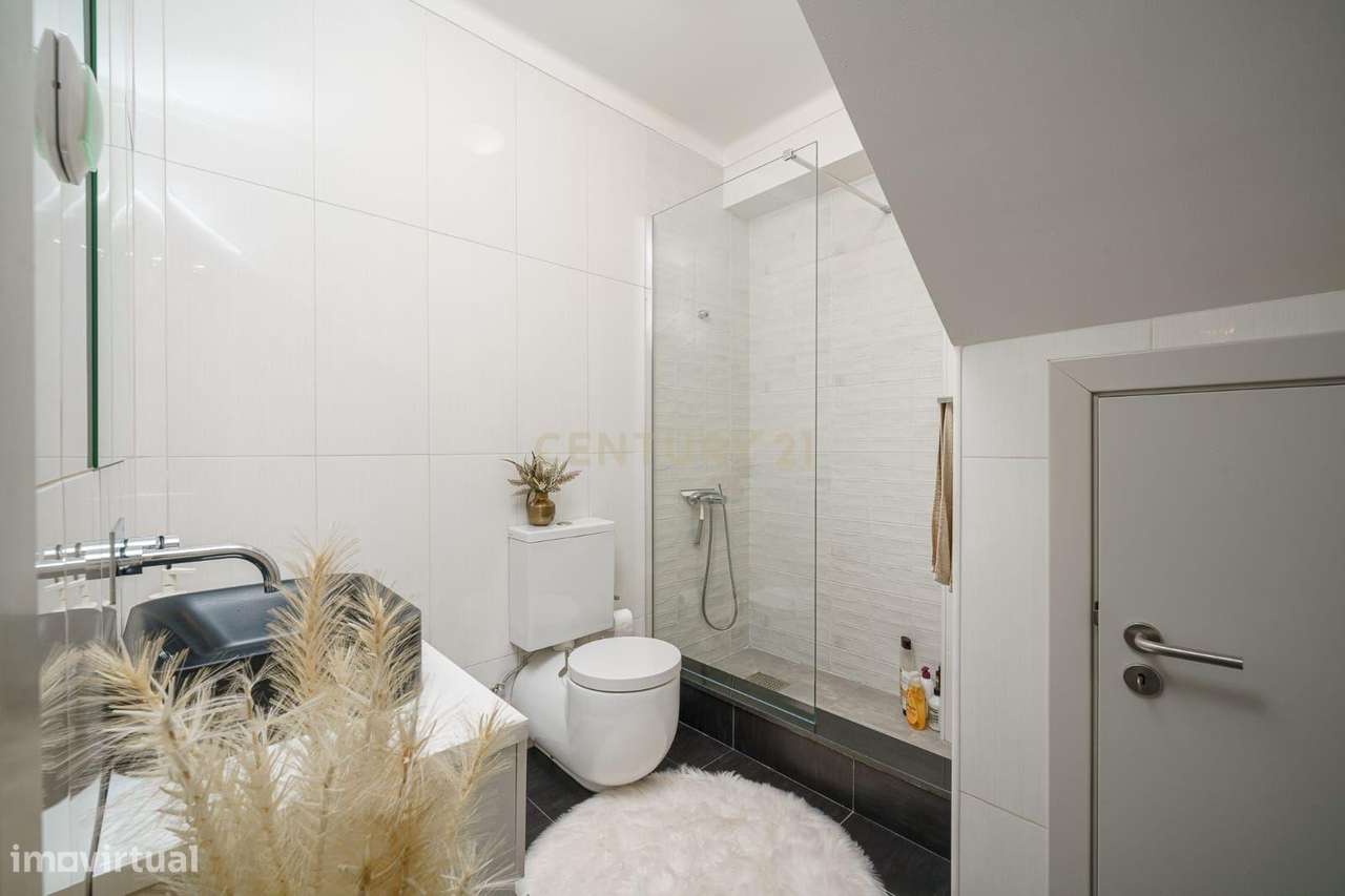 Casa Moderna em Setúbal com Vista para o Sado-25