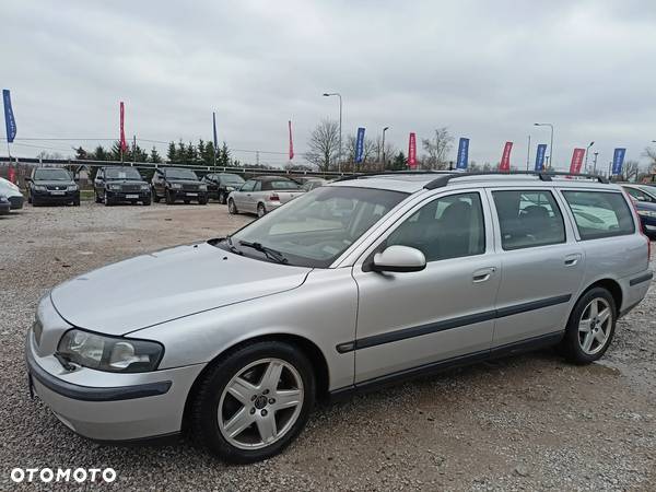 Volvo V70 - 1