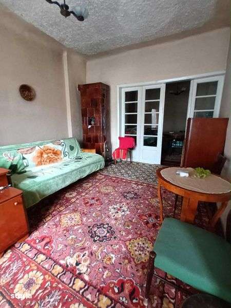 Casa de caramida, zona foarte linistita - Imagine principală: 5/6