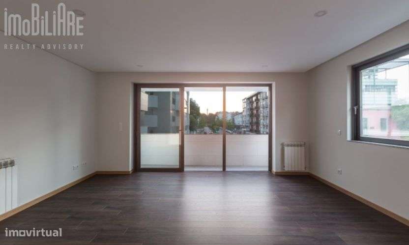 Apartamento T3 novo com varanda Av. da Boavista - Grande imagem: 2/13