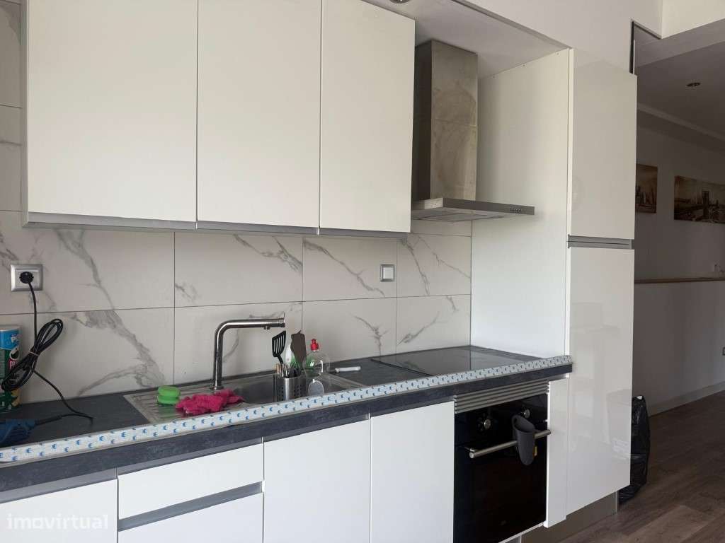 T3 Totalmente Remodelado | 90m² | Suíte Master | Excelente Investim...-9