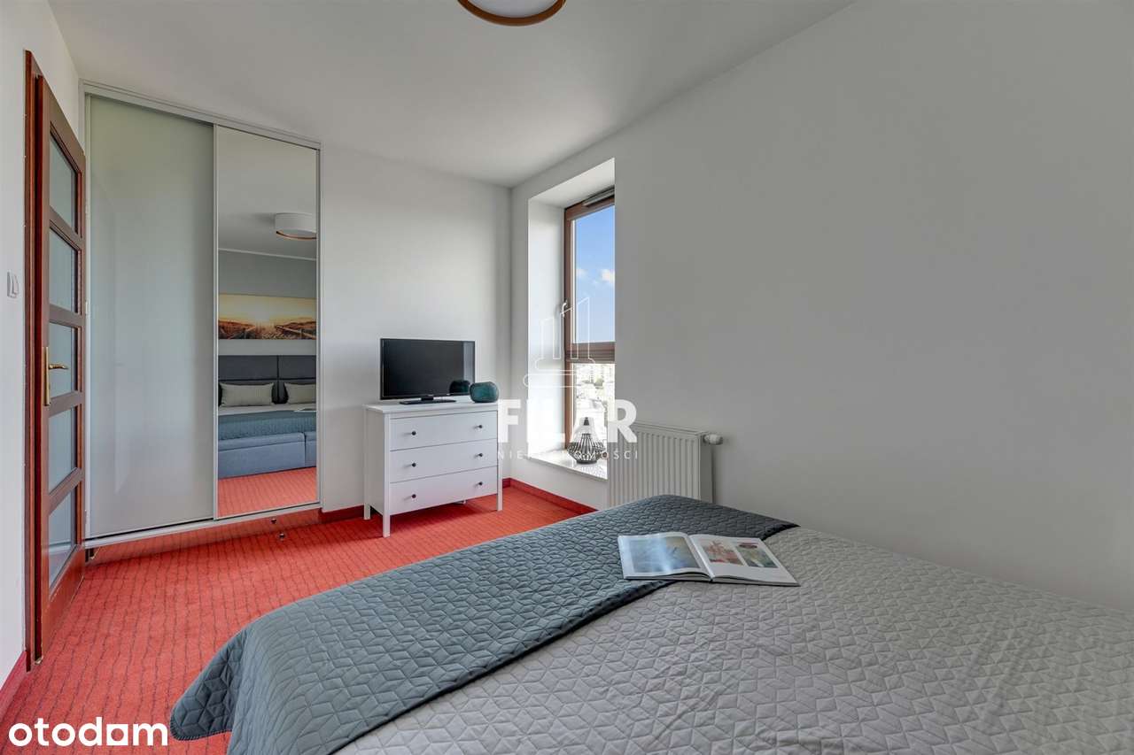 Sea Towers, komfortowe 3 pokoje z balkonem i halą-8