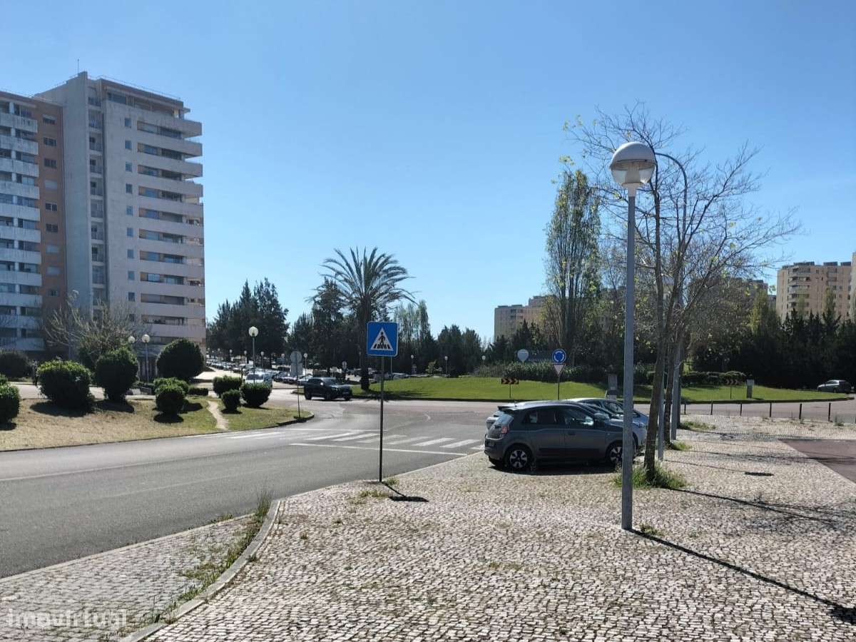 Terreno para Construção de Prédio - Lumiar - Lisboa-16