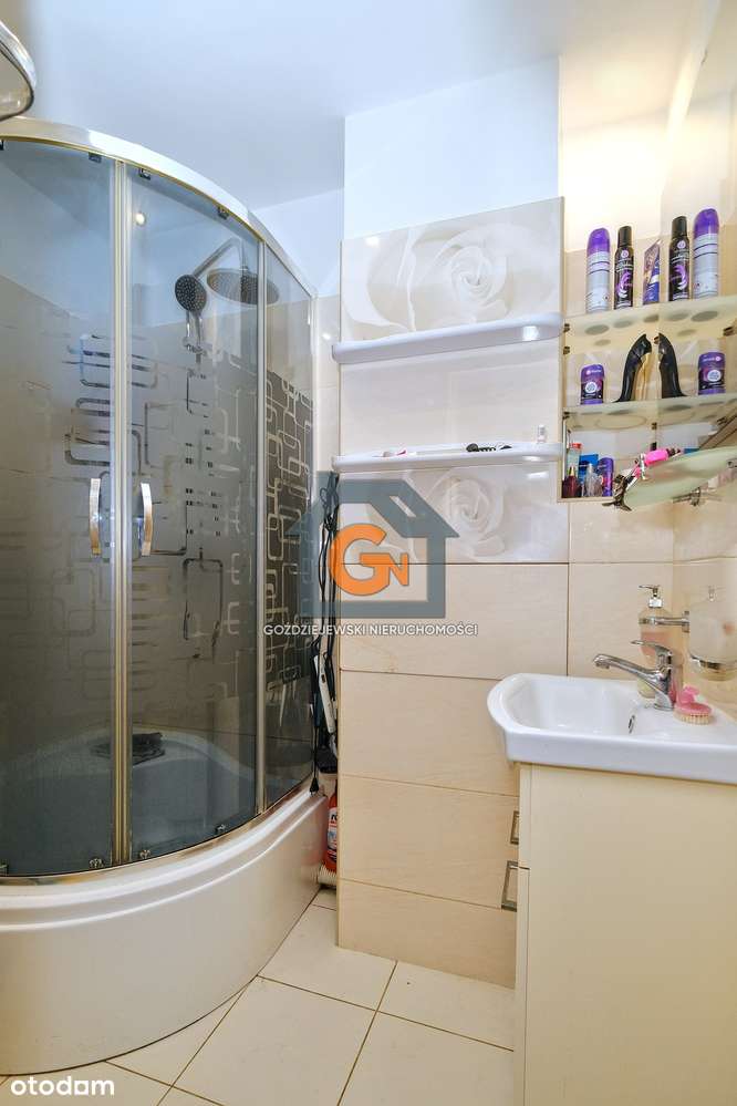 Sprzedam 3 pok. mieszkanie o pow.  57,60m2 ul. Galaktyczna-11