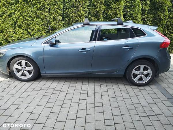 Volvo V40 D3 Base - 3