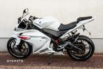 Yamaha YZF - 6