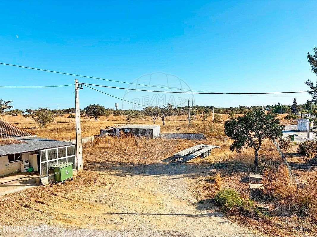 Moradia T5 para venda-23