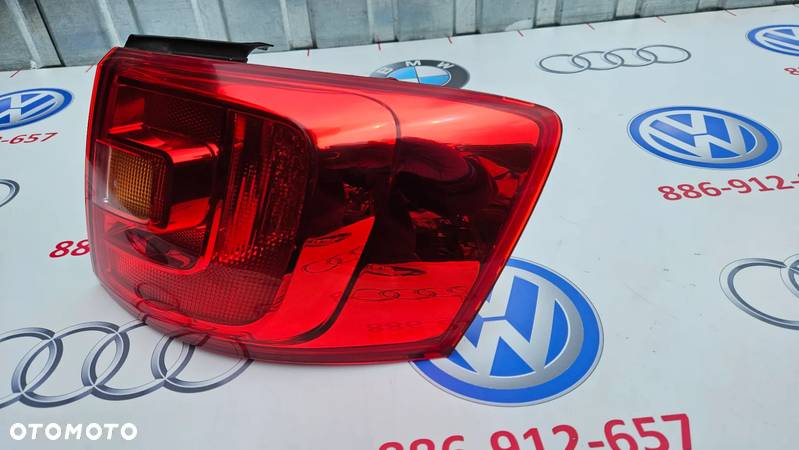 VW Jetta 5C 10-18 Lampa tył prawy Lampa tylna prawa 5C6945096 EUROPA ŁADAN KOMPLETNA - 5