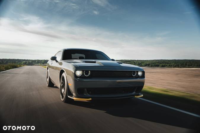 Dodge Challenger Automatik R/T Plus - 1