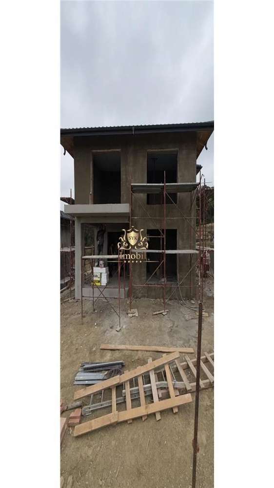 Rate la dezvoltator -  Vila cu etaj 4 camere la  intrare in  Barnova c-3