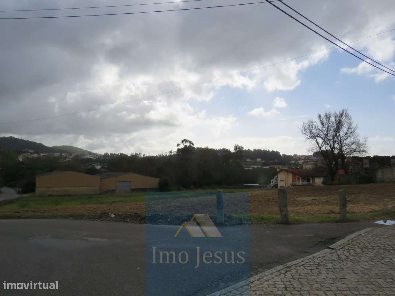 Terreno para construção com 2800 metros em Perosinho-4