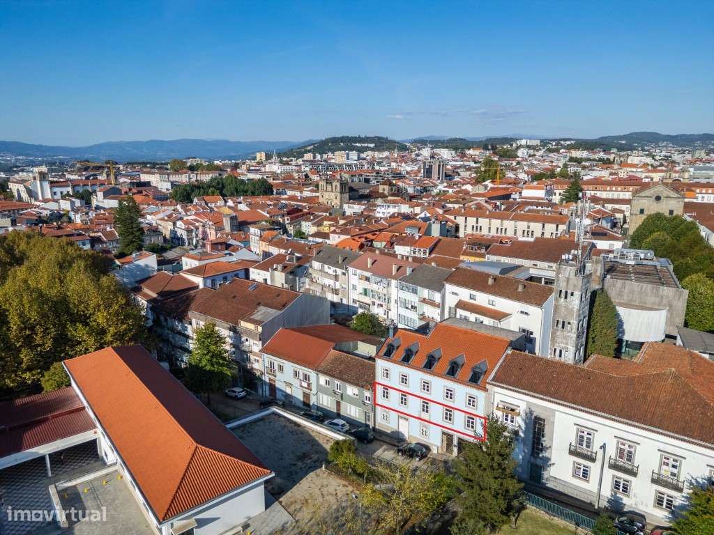 Apartamento T3 de luxo no Centro Histórico de Braga-10