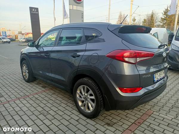 Hyundai Tucson 1.6 GDI BlueDrive Comfort 2WD - 4