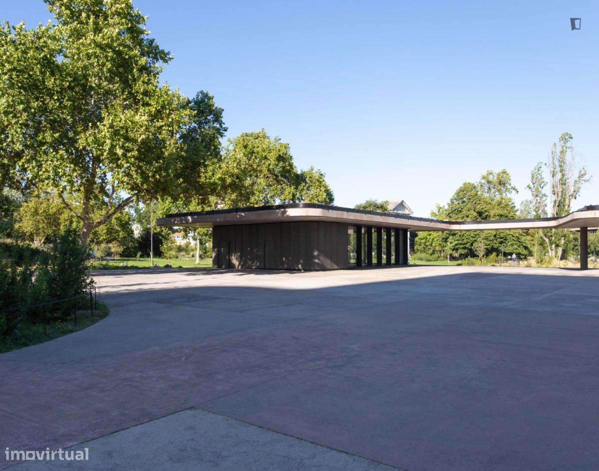 Quarto - localizado em Sete Rios Lisbon - Grande imagem: 3/10