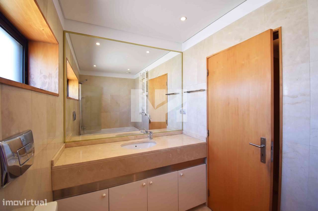 Apartamento | T3 | Maia | Centro-24