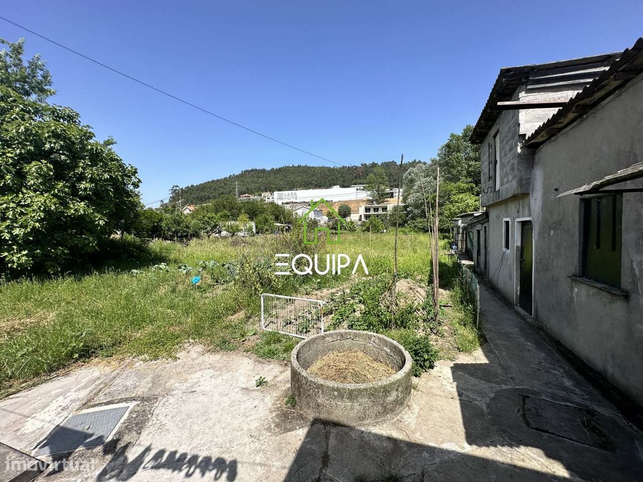 Moradia individual com UM T3 E DOIST2-15