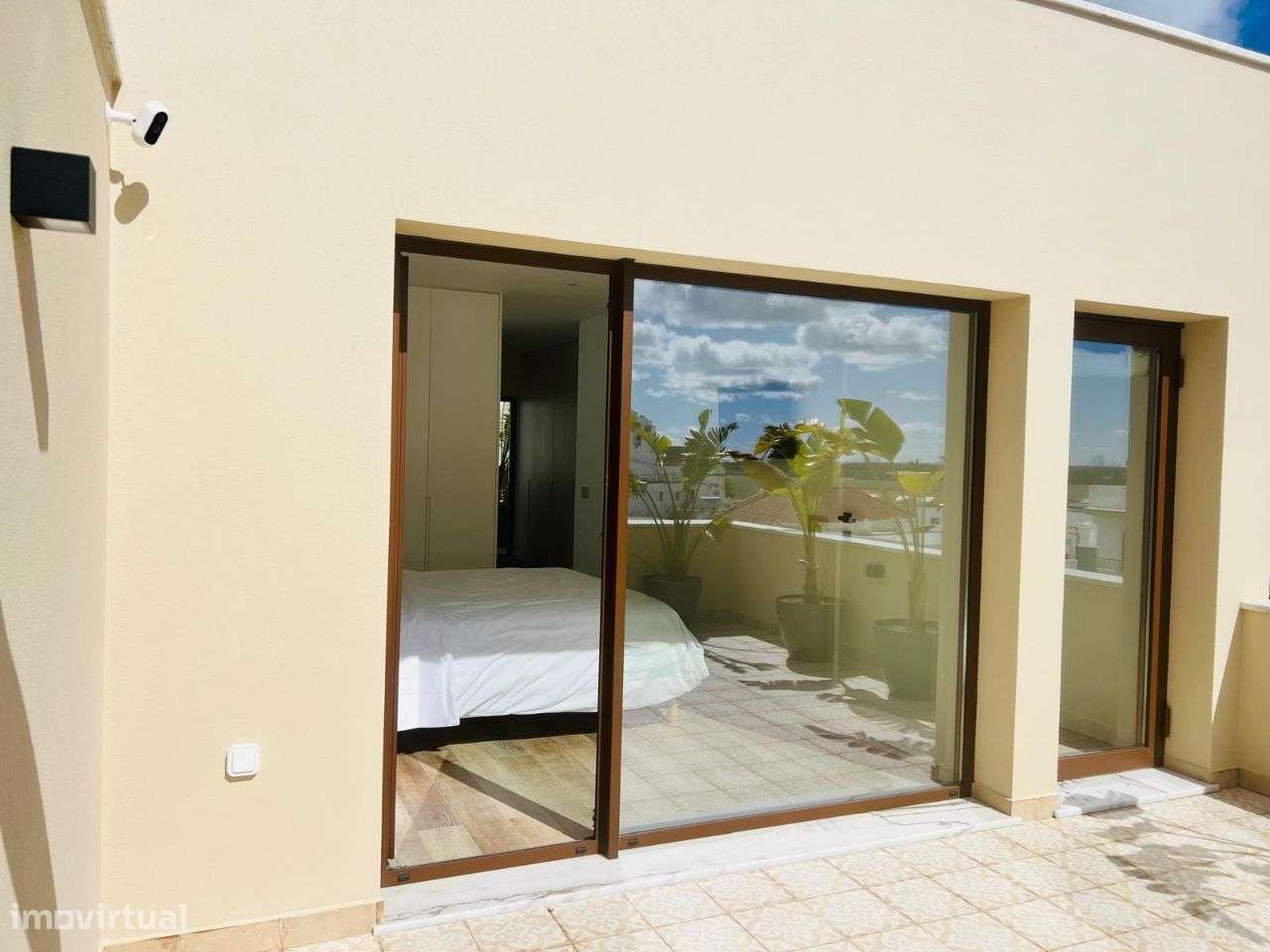 Moradia T4 com garagem baixa de Faro-43