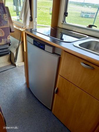 Hymer B-Star-Line B574, 4 lugares e 6 dormidas - 7