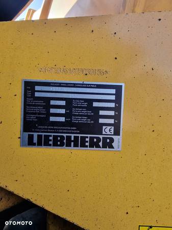 Liebherr L586 2plus2 - 15