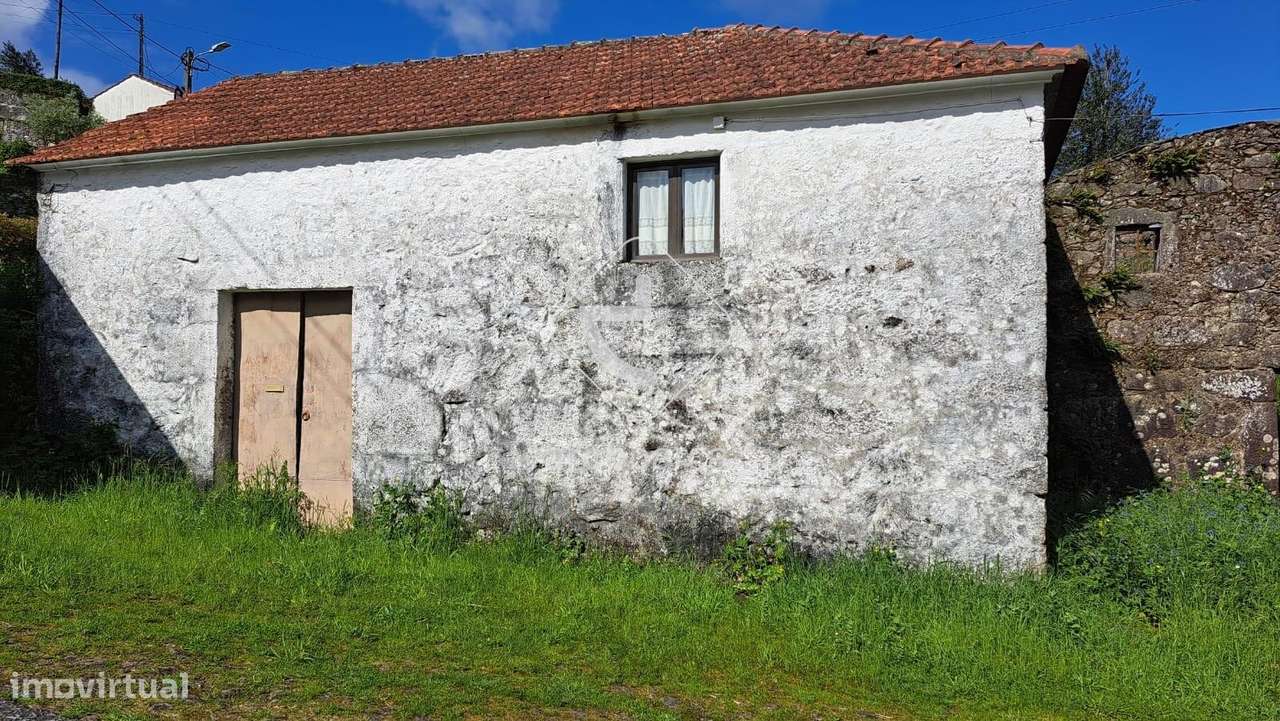 Moradia T1 habitavél c/terreno e anexo,segunda casa em pedra p/reabili-22