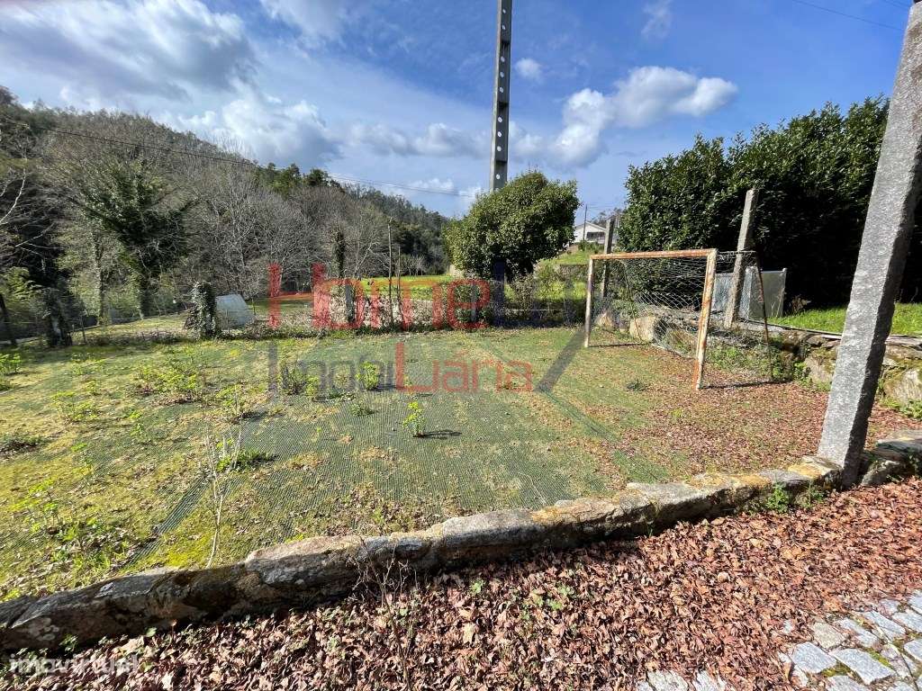 Quinta junto ao Rio Caima - Grande imagem: 4/29