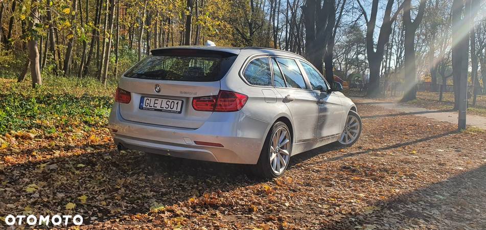 BMW Seria 3 320d DPF Touring - 6