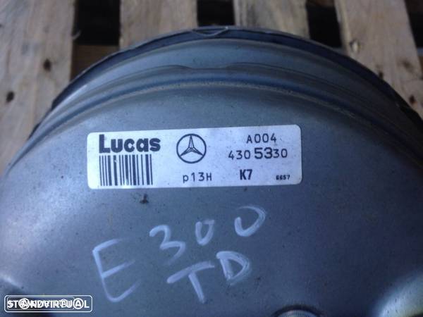 Servo freio Mercedes Classe E W 210 de 1998 - 2