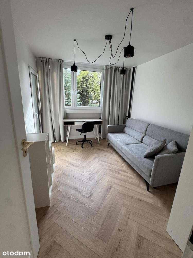 Plac Grunwaldzki, po generalnym remoncie, wysoki parter, PWR, UWr, UW