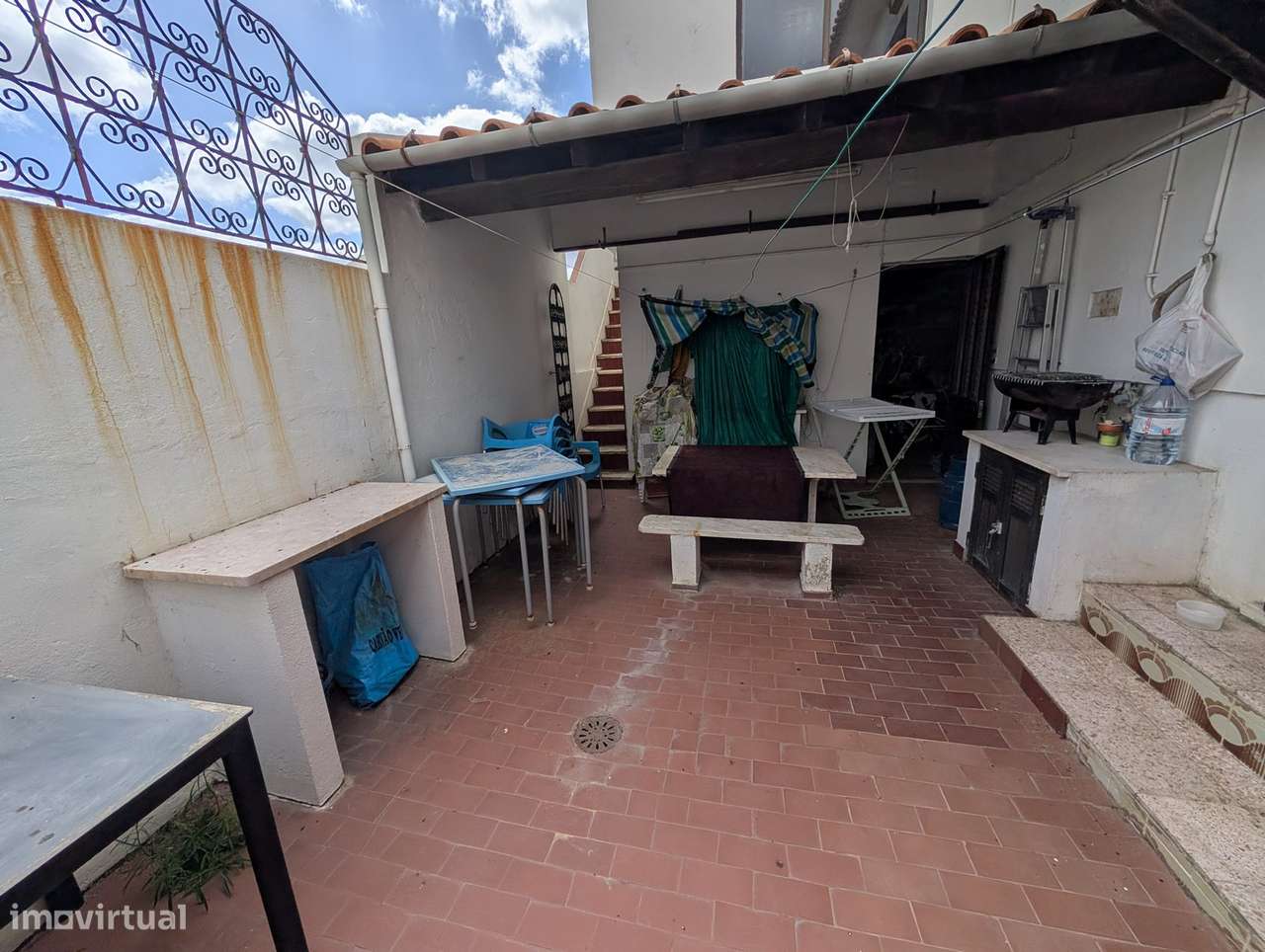 Excelente moradia centro Costa Caparica-23