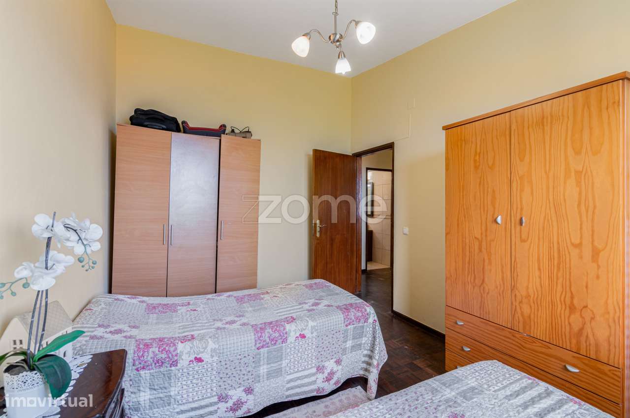 Moradia T3 terrea em Santa Cruz-23