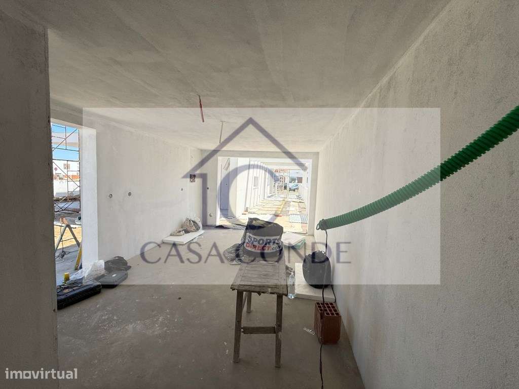 Moradia T4 Isolada Duplex em Azeitão com Piscina e Excelentes Acaba...-29