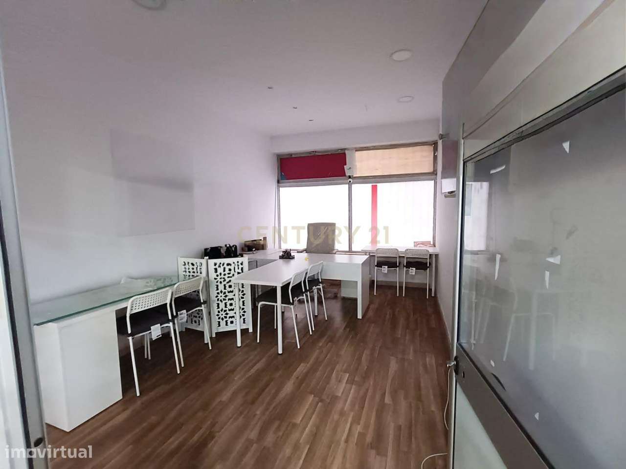 Loja em Odivelas com Vista e Localização Privilegiada - Grande imagem: 3/4