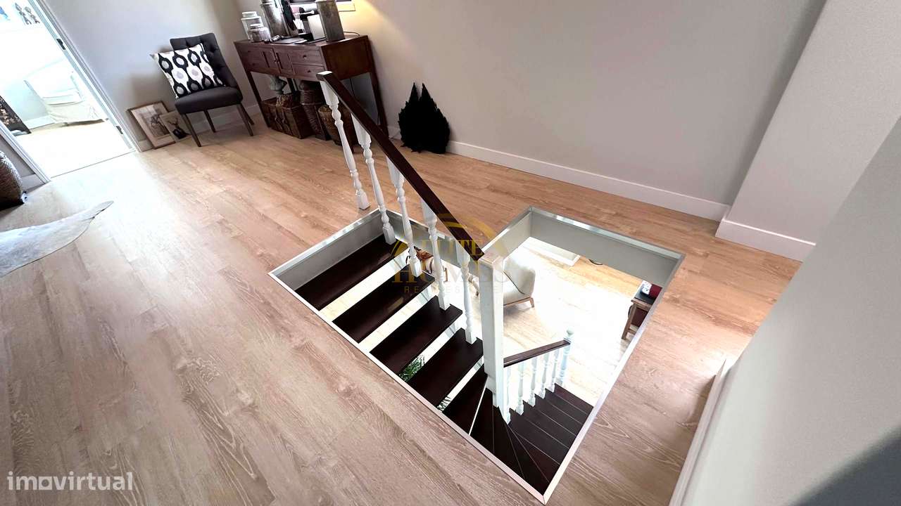 Duplex T4 com Terraço no Bairro do Rosário, Cascais.-19