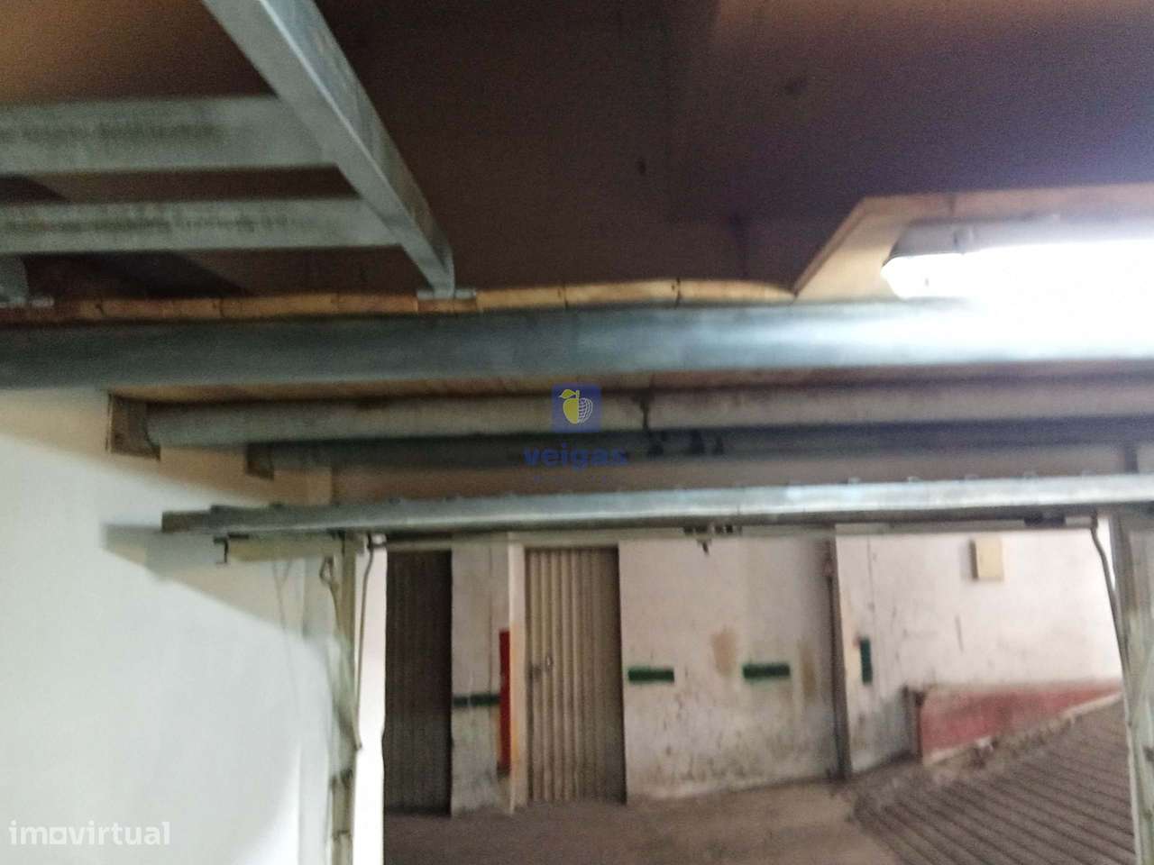 Garagem Box em Fitares - Valor Negociável-8